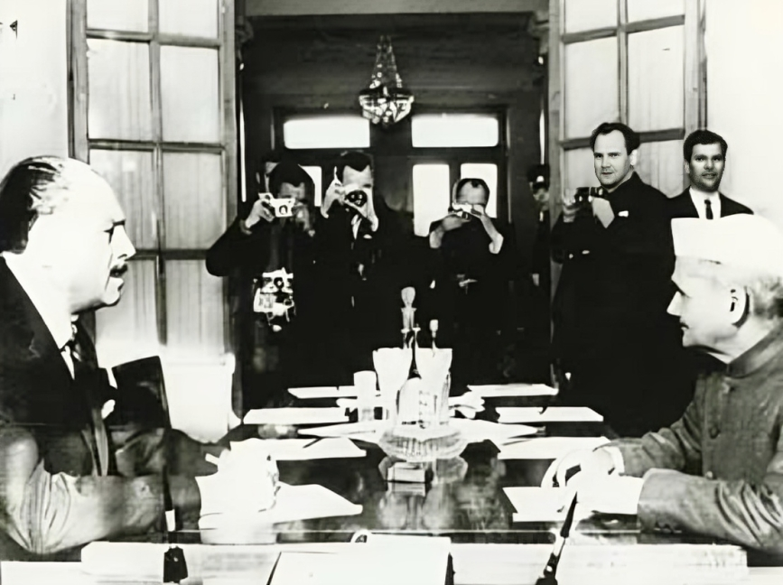 Indian PM Lal Bahadur Shastri & Pakistan President Ayub Khan, Tashkent Declaration